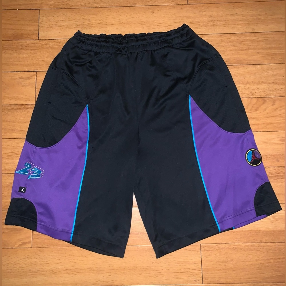 Men’s Jordan Retro Aqua 8 Athletic Basketball Shorts